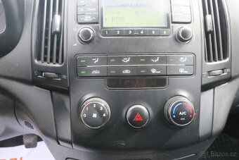 HYUNDAI I30 SW 1.6 16V, KLIMA, TAŽNÉ - 15