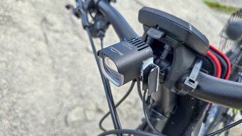 elektrokolo, trekove, mestske kolo Cube Touring Pro 625 - 15
