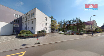 Pronájem kancelář. prostoru, 97 m2, Chomutov, ul. Školní - 15