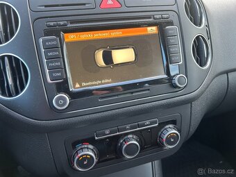 VOLKSWAGEN GOLF PLUS 1.6 TDI 77KW SENZORY KLIMA KŮŽE NAVI - 15