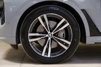 BMW X7, 40D,M-PAKET,HUD,TAŽNÉ,ČR.1.MAJ - 15