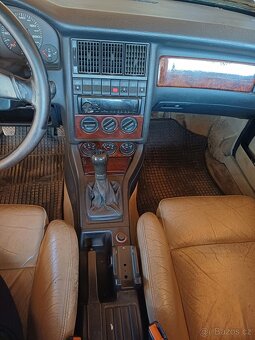 Audi 80 2.3 5V 98kW cabrio - 15