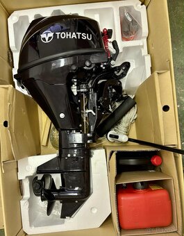 Člun s motorem - 15