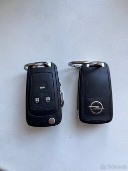 Opel Insignia Sports Tourer 2.0 CDTI 4x4 Automat | Kůže - 15