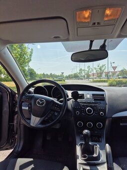 Mazda 3 2.0 DISI 111kW sedan r.v.12/2011 157tKM - 15