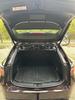 Toyota Corolla Touring 1.8 Hybrid Exclusive 122000 Km ZARUKA - 15