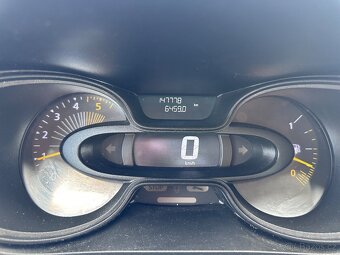 Renault Trafic 1.6dCi 92kw, 8 míst, SERVIS, ČR - 15