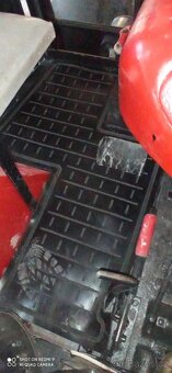 Gumová rohož Zetor 5511, 5611, 5711, 5745, 6711, 6745 ,6911. - 15