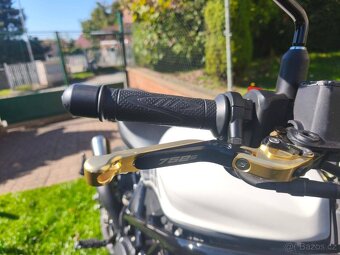 Benelli 752S(2020) TOP stav, mnoho doplňků - 15