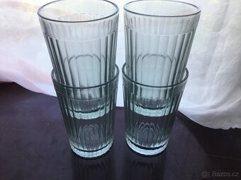 misa pevne sklo, ruzne sklenice - 15