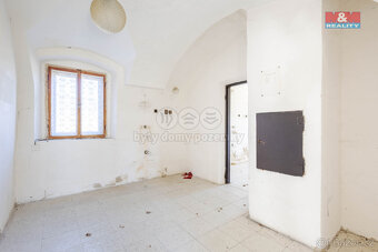 Prodej domu, 420 m², Radvanec - 15