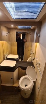 3.5t 180PS 4místa automat Mobilvetta kea i86 tažné 2t - TOP  - 15
