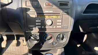 Prodám Ford Fiesta 1.3i - 15