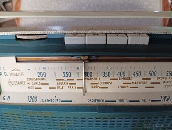 IKONICKÉ RÁDIO PHILIPS Z 60. LET - HIPPIES - 15