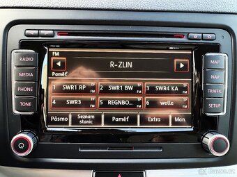 VOLKSWAGEN SHARAN 2.0TDI POLOKŮŽE,DSG,KAMERA,TAŽNÉ,BIXENONY, - 15
