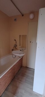 Byt 3+1 Rožnov pod Rahostěm, ul. Valašská - 15