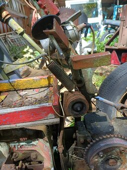 Traktůrek během motoru - 15