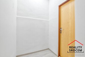 Pronájem zrekonstruovaného bytu 3+kk s pracovnou, 82 m2, ul. - 15