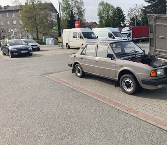 Škoda 120L s přívěsným vozíkem Sport Jacht - 15