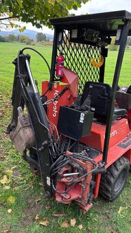 Mininakladač s podkopom KUBOTA - 15