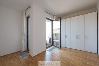 Prodej krásného, světlého bytu 3+kk 90m2 plus balkon 4m2, sk - 15
