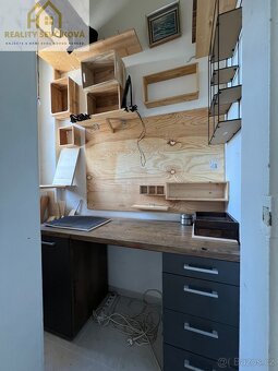 Pronájem zařízeného 2+kk s balkónem, 60m2 – Smetanovo náb. - 15