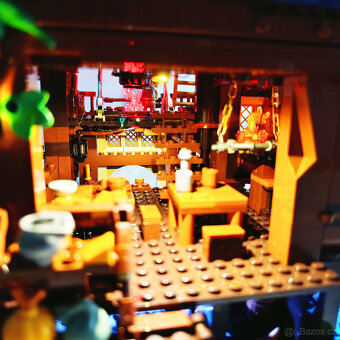 FunWhole / Lumibricks set F9011: Středověký hostinec na molu - 15