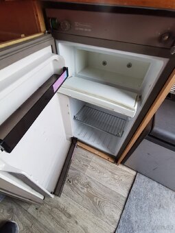 Polsky karavan N126, Polak N126, Lednice, Naftové topeni - 15