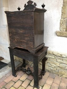 Starožitný příborník - 15