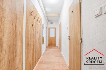 Pronájem bytu v os. vlast. o velikosti 3+1+lodžie/66m2 na ul - 15