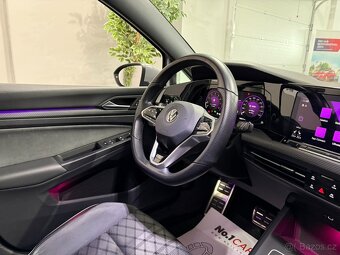 Volkswagen Golf  8 1,5 eTSI R-LINE ACC KAMERA ZÁRUKA 2026 - 15
