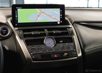 Lexus NX 300h benzín automat - 15