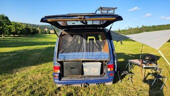 Obytný VW Transporter T4 2.4D - 15