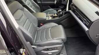 Vw Touareg Elegance 3.0 TDI 210kw webasto,vzduch,masaž - 15