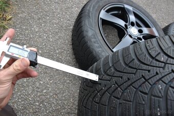 Sada obutých zimní Alu kol na Volvo/Ford -  205/60R16 - 15