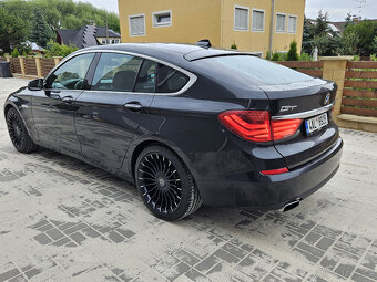 BMW 550i GT – V8, INDIVIDUAL, LASER SVĚTLA, MAX VÝBAVA - 15