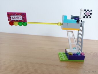 Lego Friends 41352 - Velký závod - 15