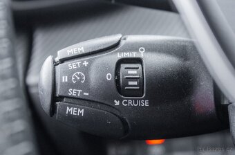 Peugeot 2008 1.5 HDI - 15