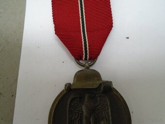 VOJENSKÉ ODZNAKY - 15