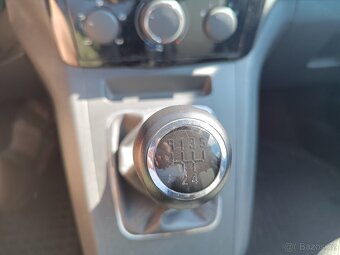 Opel Zafira 1.8i 2011, 124tkm, 7míst - 15