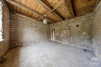 Rodinný dům 5+1, 3+1 na pozemku 840 m², obec Němčičky - 15