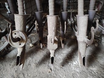 Historický secí stroj - 15