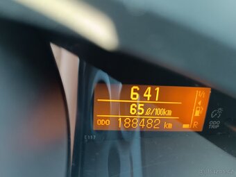 Toyota Verso 1.8 Valvematic / Benzín / 2010 - 15