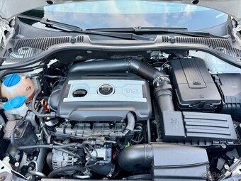 Škoda Octavia Combi Swiss RS II -2.0TSi 147Kw 200Ps. - 15