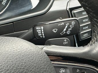 Škoda Superb 2.0 TDi DSG ACC BIXEN NAVI - 15