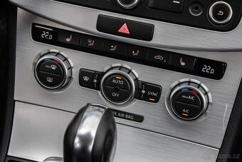 Volkswagen CC 2.0TDI BlueMotion DSG /AJ NA SPLÁTKY/PROTIÚČET - 15