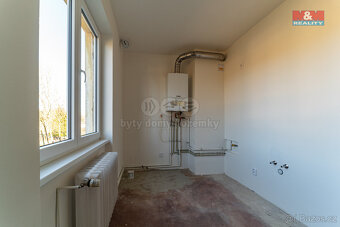 Prodej bytu 4+1, 81 m², Plesná, ul. 5. května - 15