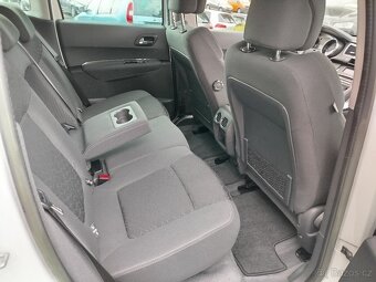 Peugeot 3008 1.6i FACELIFT, r.v. 12/2014, najeto 143.172 km - 15
