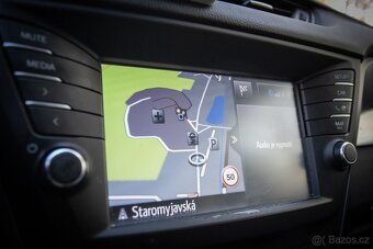 Toyota Avensis Combi 2.0 105kW - 15