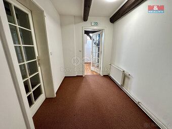 Pronájem kancelářského prostoru, 93 m², Žatec, nám. Svobody - 15